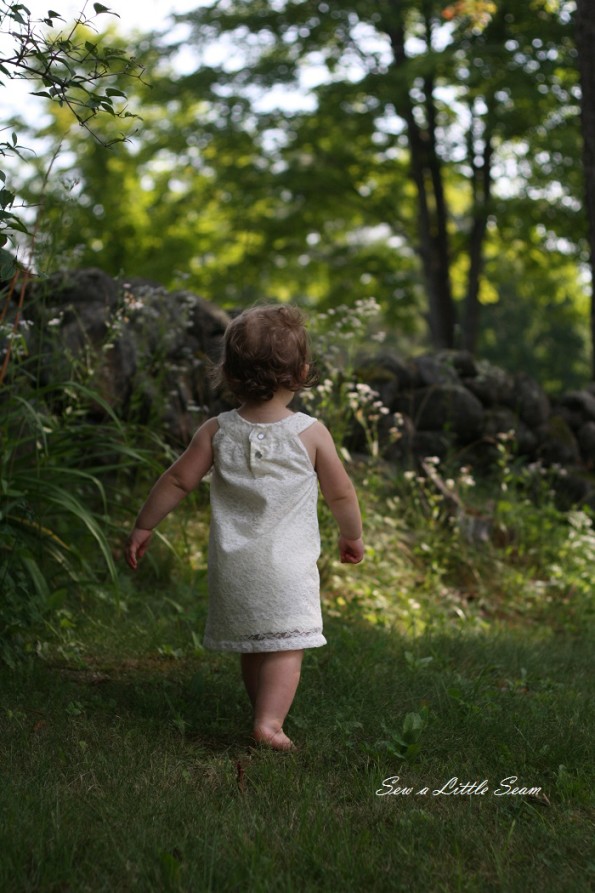 sewalittleseam.com Lace Toddler Dress